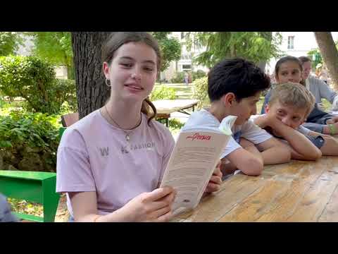 image : Lecture de poésie par Léandre (Collège Ste Elisabeth Paris 15ème)