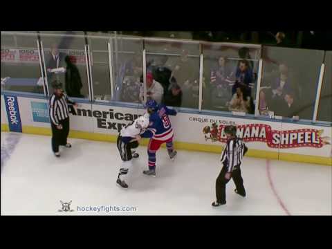 Matt Walker vs Brandon Prust