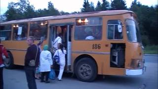 preview picture of video 'Тобольск. Автобус ЛиАЗ 677. (Tobolsk, the Bus Liaz 677).'
