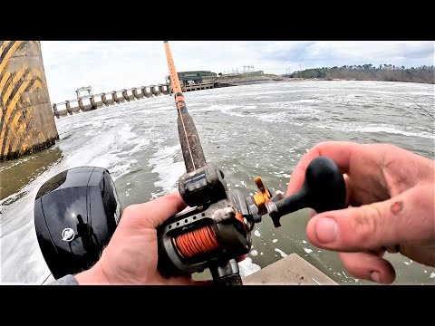 Fishing CURRENT SEAMS for BIG FISH!! (Boat Cooking)