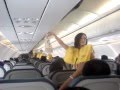 Cebu Pacific - Танцуващи стюардеси 