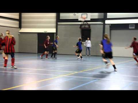 DZV'82 Da1 -  Quick 1888 Da1 - Redding Quick keepster op vrije trap Dirma Verwoerd