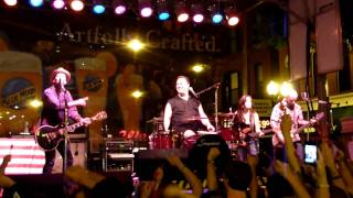 &quot;Everybody Loves Jill&quot; Cowboy Mouth At the Wells Street Fall Fest 9/11/2010