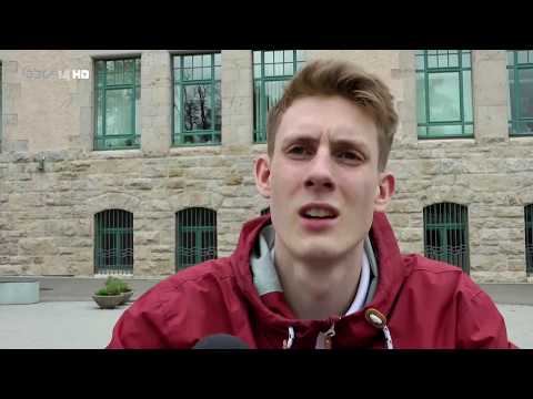 Aufschlag für Julian Voigt