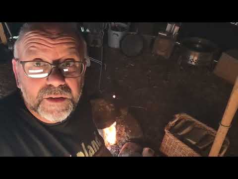 Hühnchen im Dutchoven mit viel Zweibeln und Knoblauch - Jurtenland