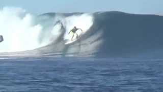 preview picture of video 'Zach Levine surfing cloudbreak,Fiji'
