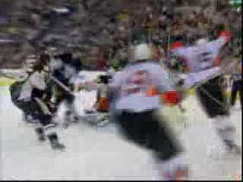 Heatley's goal 1/2 vs Penguins - Feb 23/08