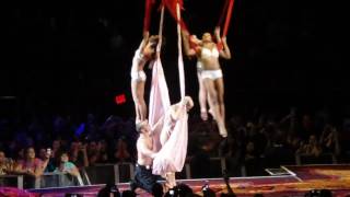 P!nk - Glitter In The Air