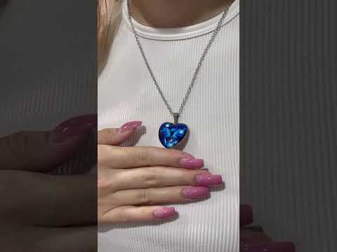 Колье "Бабочки в моем сердце"- синий кулон на цепочке под серебро - интересный подарок девушке - фото 1 - id-p1420944376