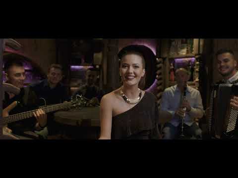 PETOVIA KVINTET - SAMO DA VREME BO ZDRŽALO (Official Video)