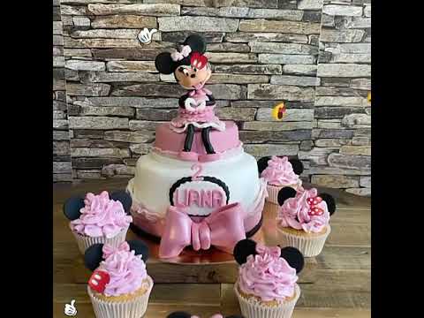 Minnie Mouse cake