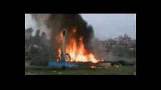 Plane crash and burst into flames 129 people died 