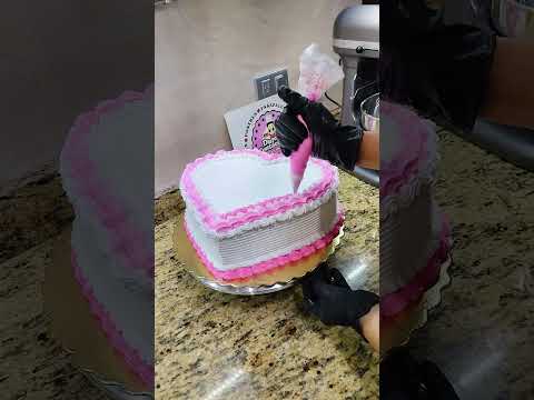 PASTEL DE CORAZON, ❤️❤️❤️Contáctanos 0414 5617675,San Diego, Carabobo. #cake #pastel