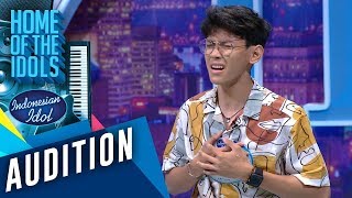 Kevin menyanyikan lagu Jarryd James dengan karakter yang khas - AUDITION 1 - Indonesian Idol 2020