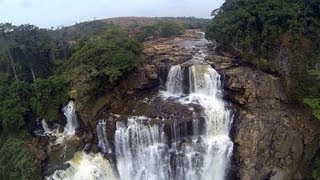 preview picture of video 'DJI Phantom flying over Zongo falls near Congo River in DRC'