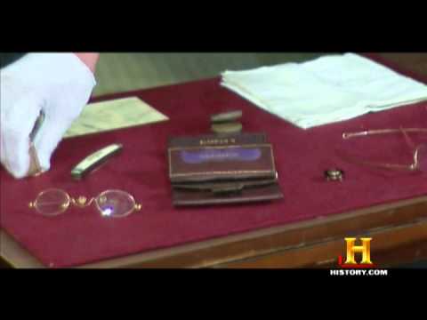 What was in Lincoln's pockets?