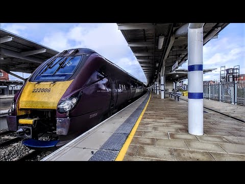 10!! Cars of glorious diesel power: Dual EMR 'Class 222' Meridian departs Derby - Departure -
