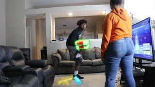 When your Girlfriend makes you choose between Her & Fortnite