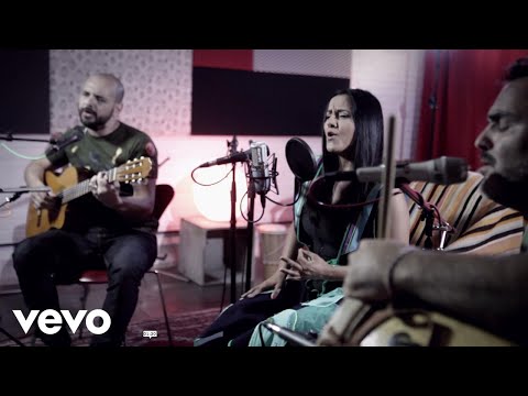 La Bruja Salguero - Como los Sauces al Viento ft. La Yunta