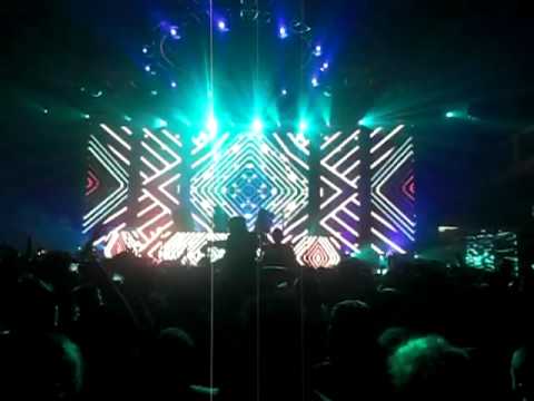 tiesto  - Allure Somewhere Inside Me feat Julie Thompson