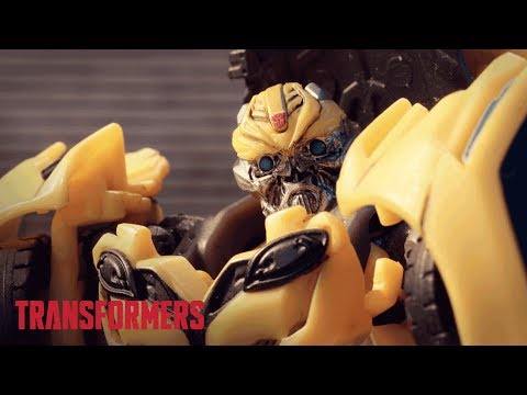 Transformers: The Last Knight - ‘Blooper Reel’ Official Stop Motion Video | Transformers Official