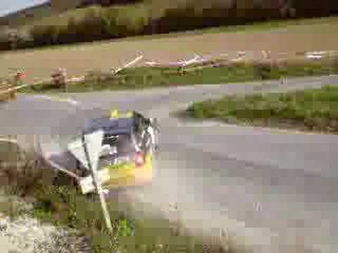 Jean Ragnotti curva en Clio RS