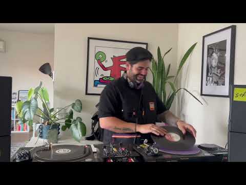 MR PITIFUL (100% VINYL HOUSE MIX)