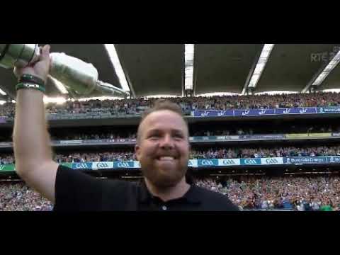 2019 British Open Golf Champion Shane Lowry Parades The Claret Jug Around Croke Park In Ireland