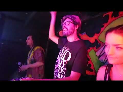 Enjojah & Wallar play Ranking Youth - Steppin outta dis (La Panchita Records) @ Contrast Konstanz