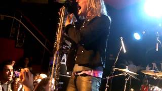 ✯Negative✯ *My My Hey Hey (Out Of the Blue)* in Madrid 23/01/11