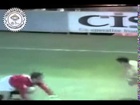 [Troll Bóng Đá] Diego Costa chưa là gì so với Eric Cantona