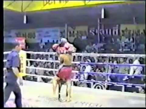 Clifton Brown VS Wanlop Sor.Sattapand/ Sitpholek Part 1