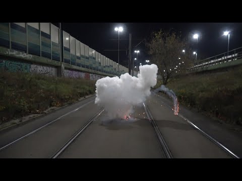 Shell 5''  Titanium Salute - Enigma Fireworks