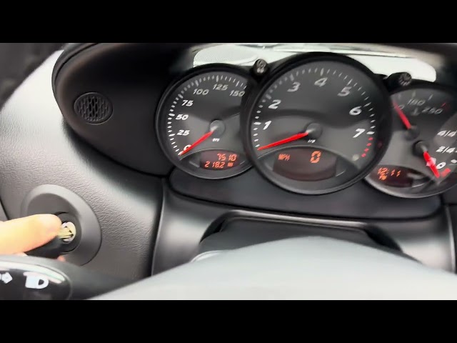 2000 PORSCHE BOXSTER CONVERTIBLE 6-CYL, 2.7 LITER CABRIOLET 2D