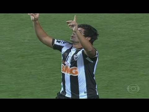 Golaço de Guilherme - Atlético-MG 2 x 0 Newell's Old Boys - Semifinal - Libertadores 2013