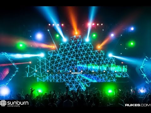 Sunburn Goa 2013 - Mark Knight ( DJ Set )