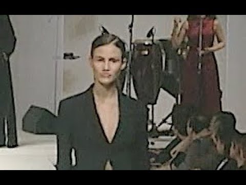 SALVATORE FERRAGAMO Fall 1999 2000 Milan - Fashion Channel