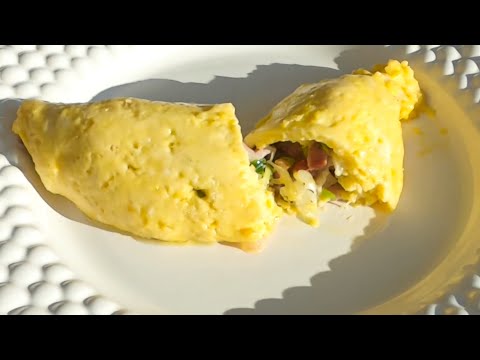 Omelette Italian Style, [How To][Egg][Pancetta][Parmigiano][Reggiano][Amazing][Food][Recepie][Tasty]