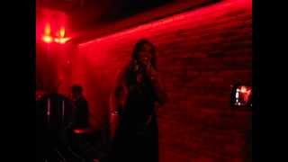 Divine Brown - Sunglasses (Live at Piano Rouge)