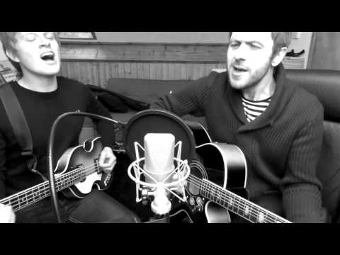 Adam & Alex Lipinski 'I Wanna Hold Your Hand' (The Beatles)