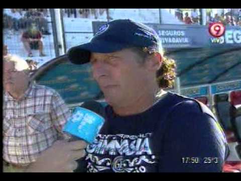 Entrevista de la TV Pública a Pedro Troglio tras el triunfo de Gimnasia (LP) ante Patronato