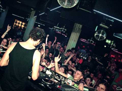 Fred Hush @ Magazine Club (France)