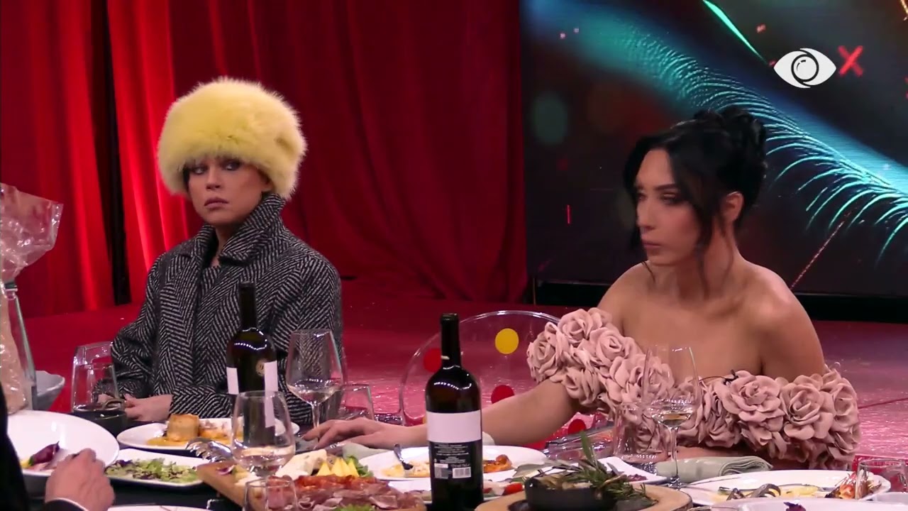 “I pafytyrë që edhe kur i del video ka gojë të flasë…”/ Stelina diskuton me Mirin, Mali u ndërhyn