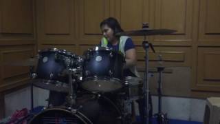 Nurvi performe on drums girl drummer