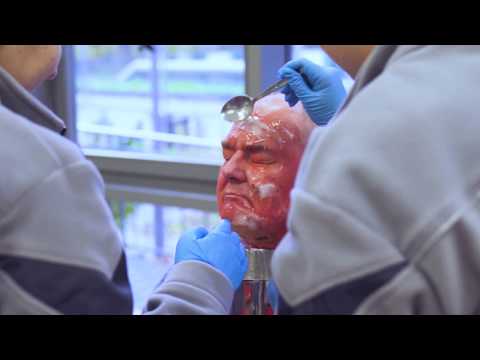 WIR Die Johanniter in Wiesbaden - Realistische Unfalldarstellung