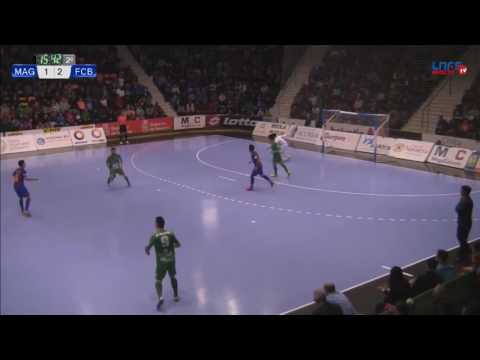 Paradas de Asier en el Magna Gurpea - FC Barcelona Lassa. 1Div, J13