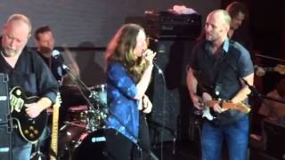 Paul Thorn - Every Little Bit Hurts featuring Kit Thorn