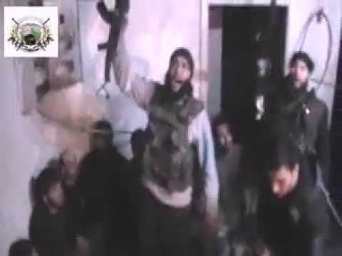 فرحة عناصر كتيبة أحفاد خالد بن الوليد بالسيطرة على قلعة حمص الأثرية