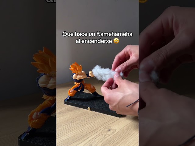 Vídeo relacionado con TEKNOFUN - Dragon Ball Licencia Oficial - Despertador Digital Goku Luminoso 18 cm - Pantalla 12/24h, Fecha, Temperatura - Funciona con 3 x AAA - Cable USB-C (Incluido) - 811327