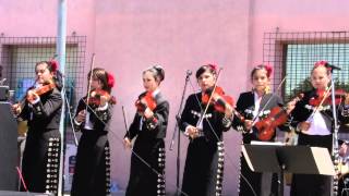 La bamba y Mariachi Loco- Emily